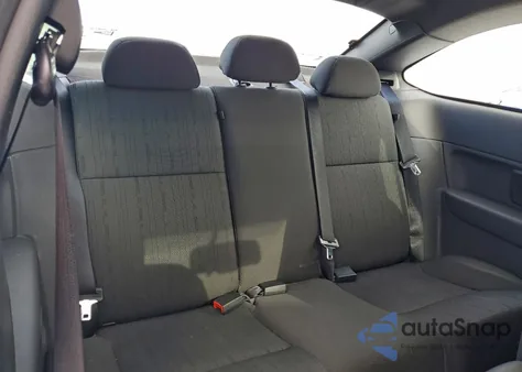 2010 Ford Focus Se z USA, uszkodzony, nr VIN 1FAHP3CNXAW261826